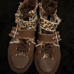 TUK leopard high top sneakers. Size 8.